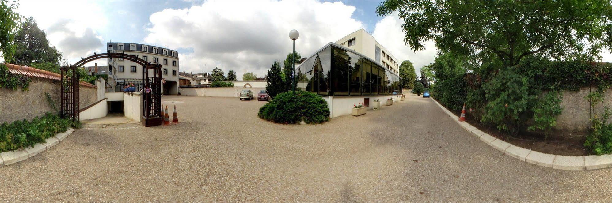 Promotel Saint-Jean-de-Braye Exterior foto